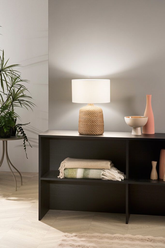 Lampe à poser en bois tressé Ø35 cm – Image 3